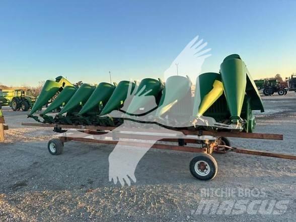John Deere 893 رؤوس الحصادات الدراسات