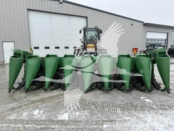 John Deere 893 رؤوس الحصادات الدراسات