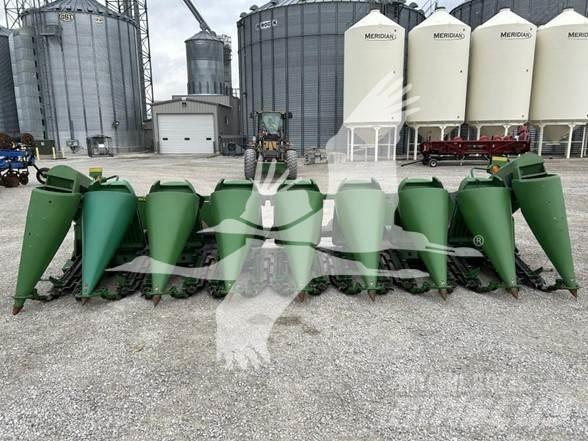 John Deere 893 رؤوس الحصادات الدراسات