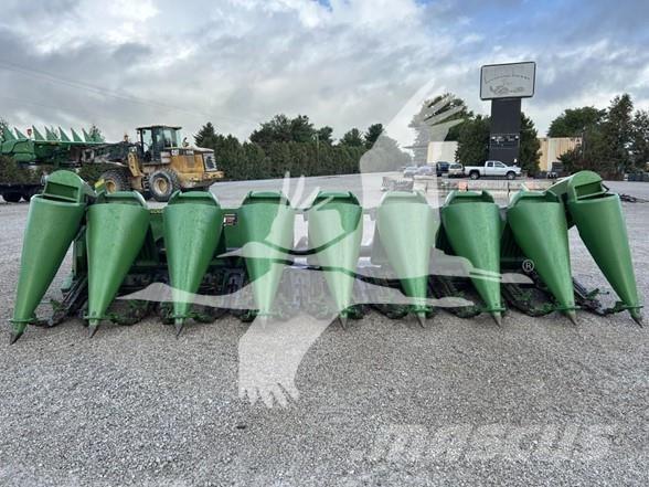 John Deere 893 رؤوس الحصادات الدراسات