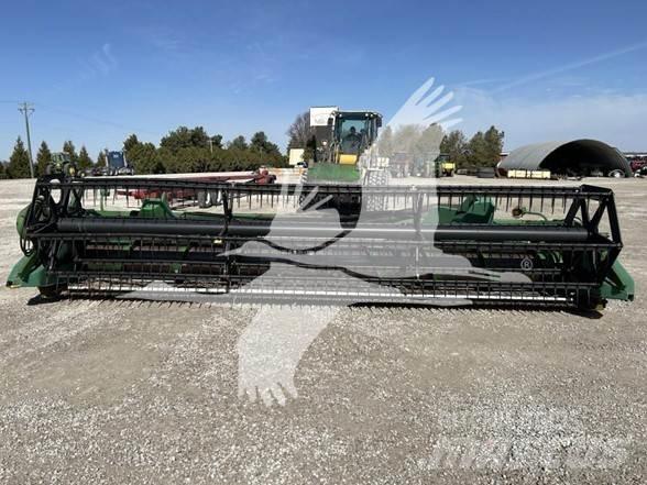 John Deere 920 رؤوس الحصادات الدراسات