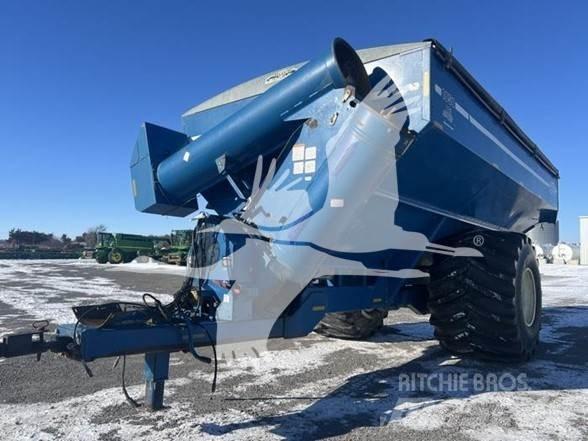 Kinze 1050 مقطورة حبوب