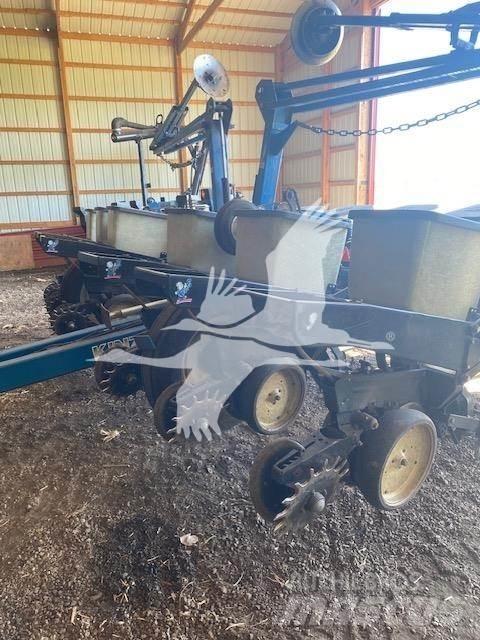 Kinze 2210 معدات بذر