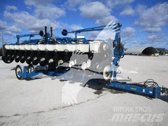 Kinze 3600 معدات بذر