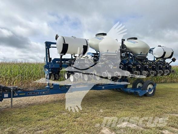 Kinze 3660 معدات بذر