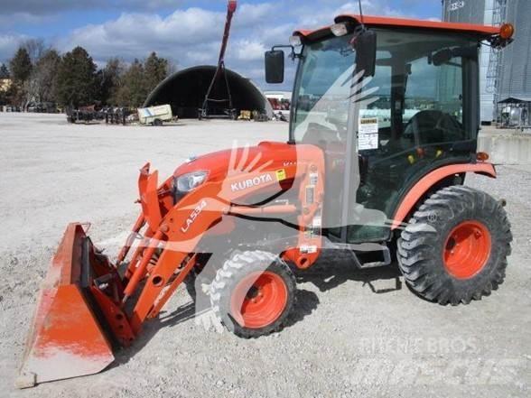 Kubota B3350 الجرارات