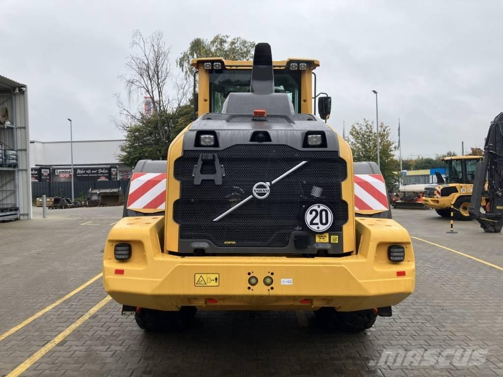 Volvo L 110 H لوادر بعجل