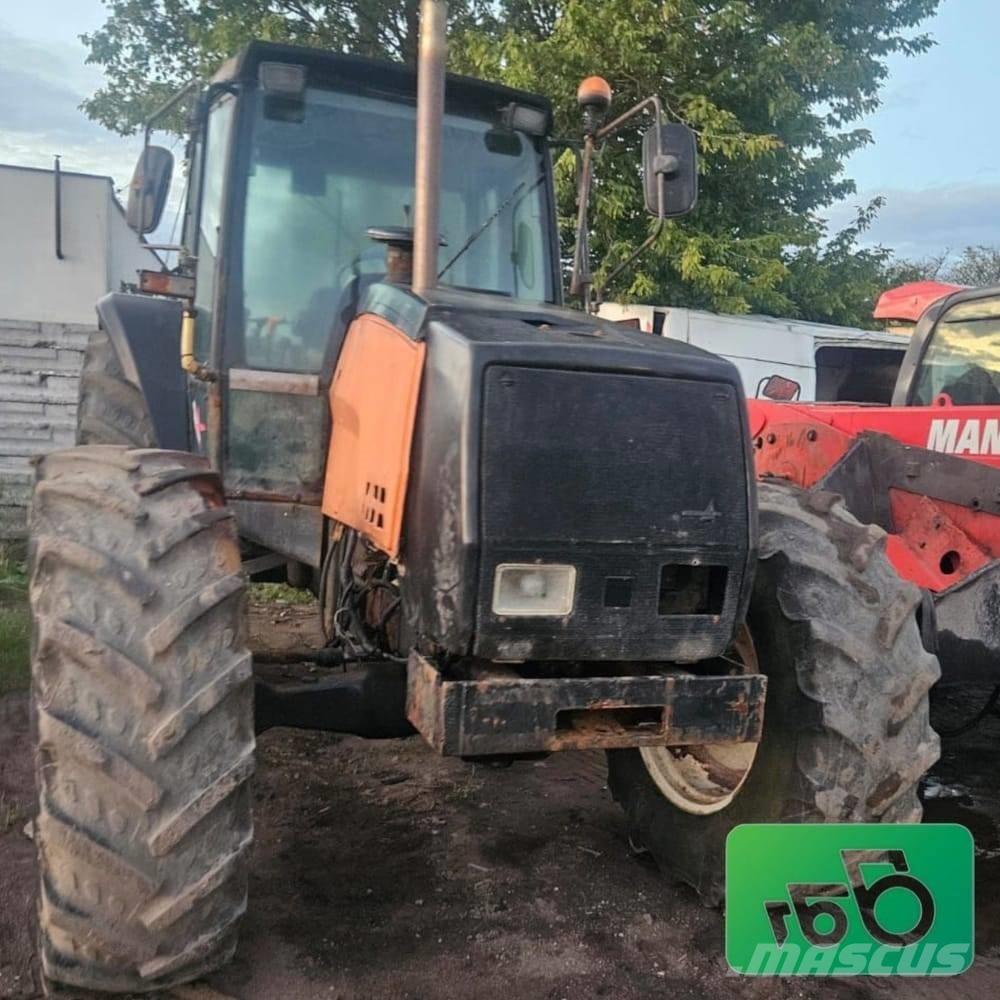 Valmet 8350. Parts الجرارات