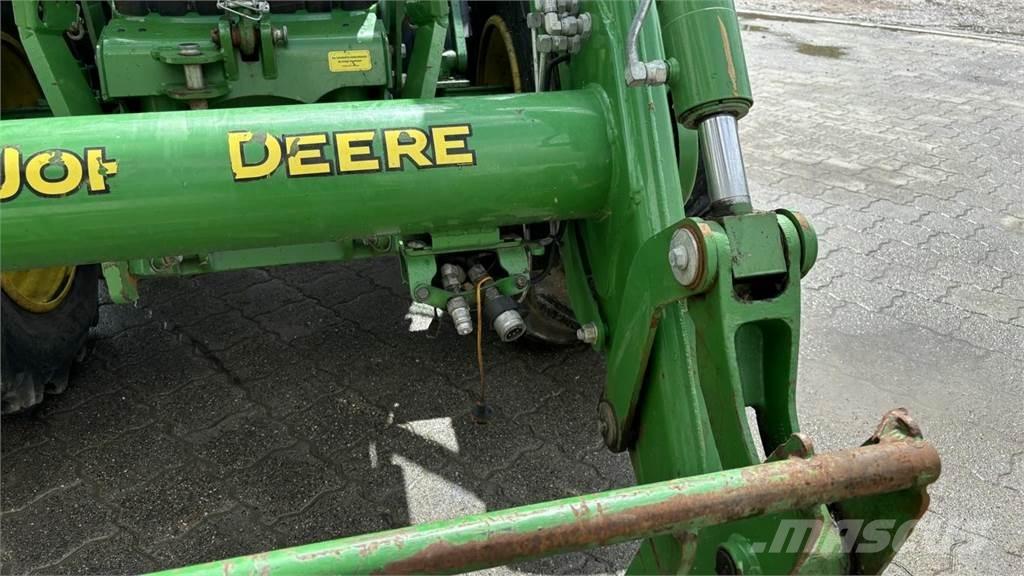 John Deere 6430 الجرارات