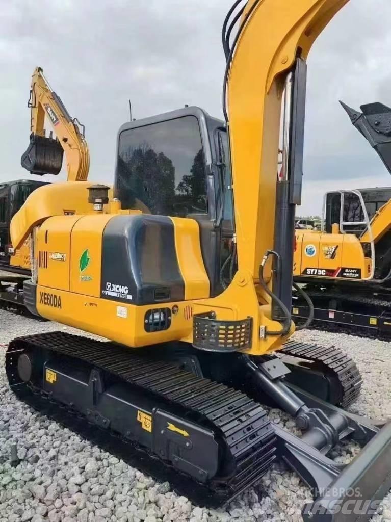 XCMG 60 حفارات زحافة