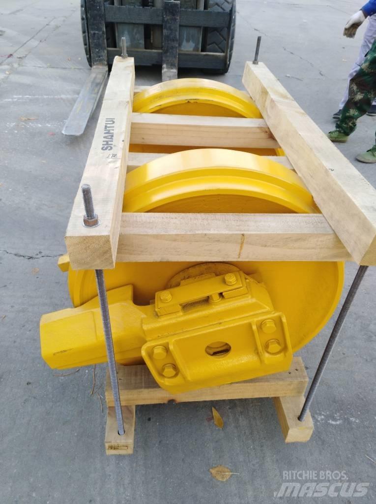 Komatsu D85E-18 المسارات والسلاسل والهيكل السفلي