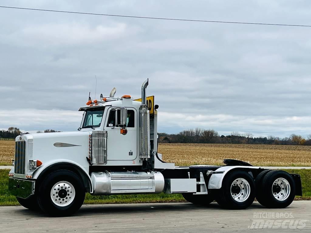 Peterbilt 378 وحدات الجر