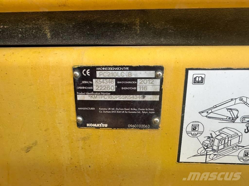 Komatsu PC 210 LC-8 حفارات زحافة