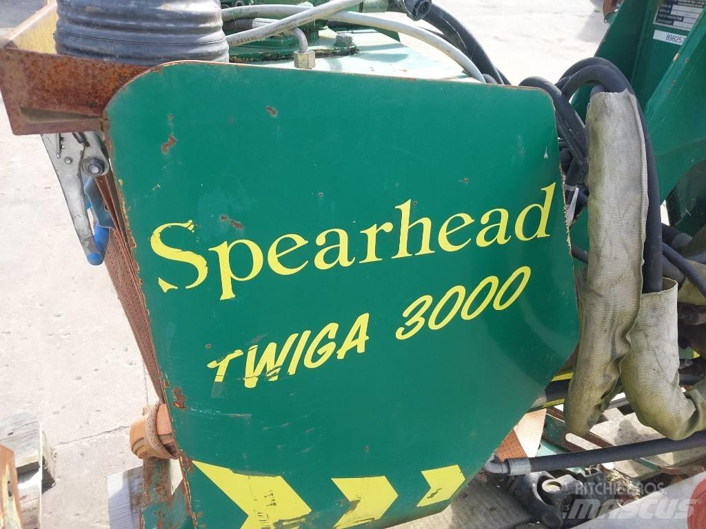 Spearhead Twiga 3000 ركوب الحشائش