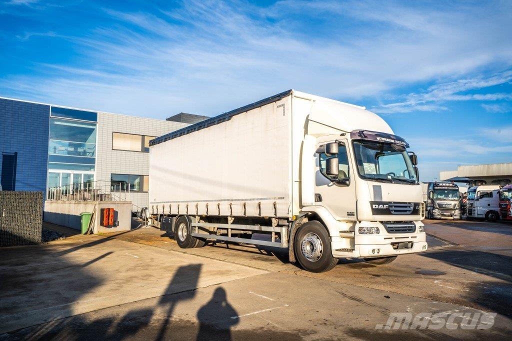 DAF LF 55.250 شاحنات بغطاء جانبي
