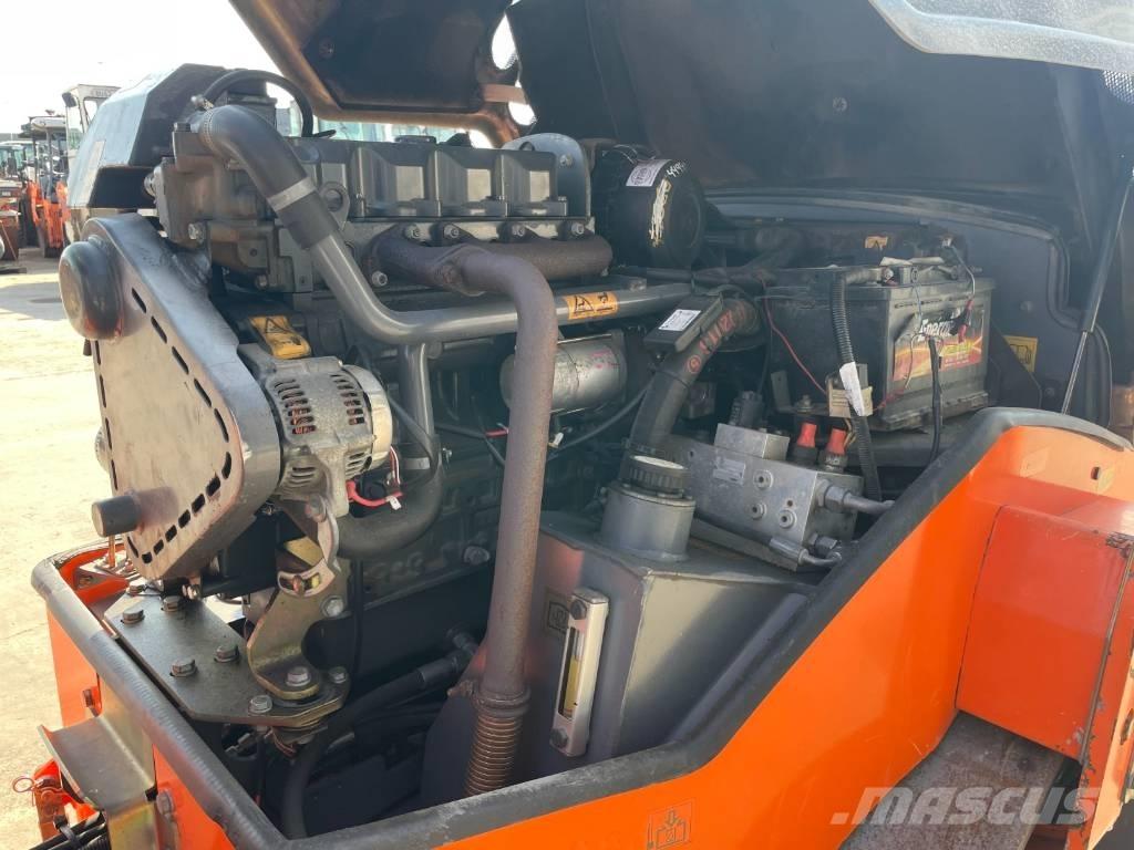 Hamm HD 14 VV مداحل ثنائية الاسطوانة