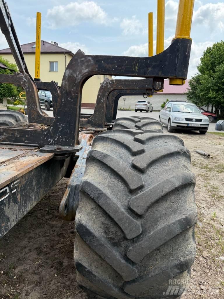 Valtra + KRONOS T 193 الجرارات