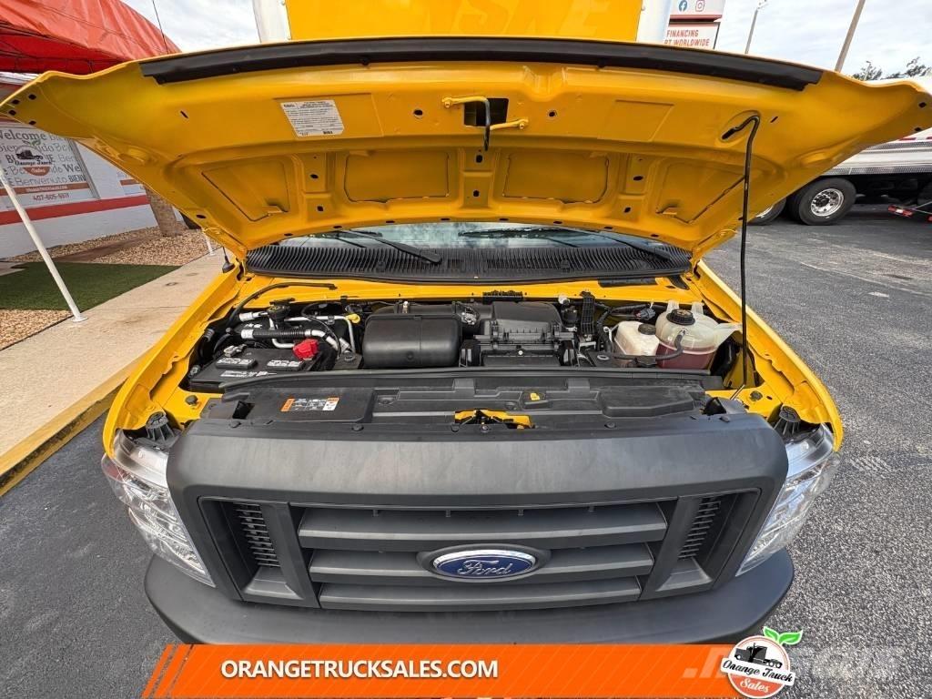 Ford E 350 SD شاحنات ذات هيكل صندوقي