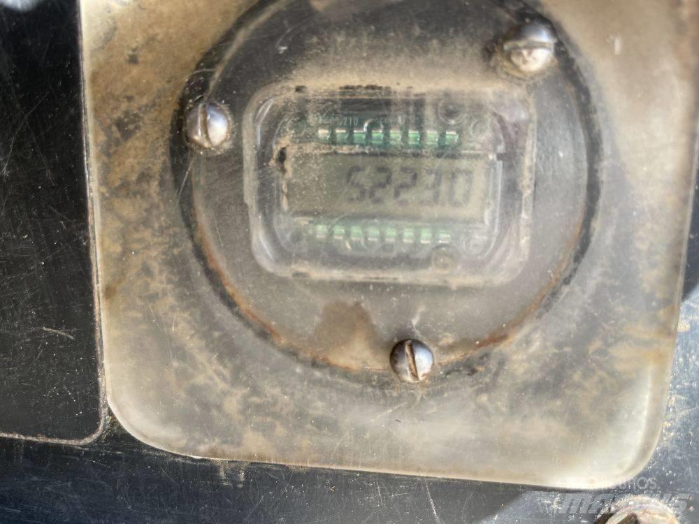 CAT 308 E 2 CR حفارات وسط 7 طن - 12 طن