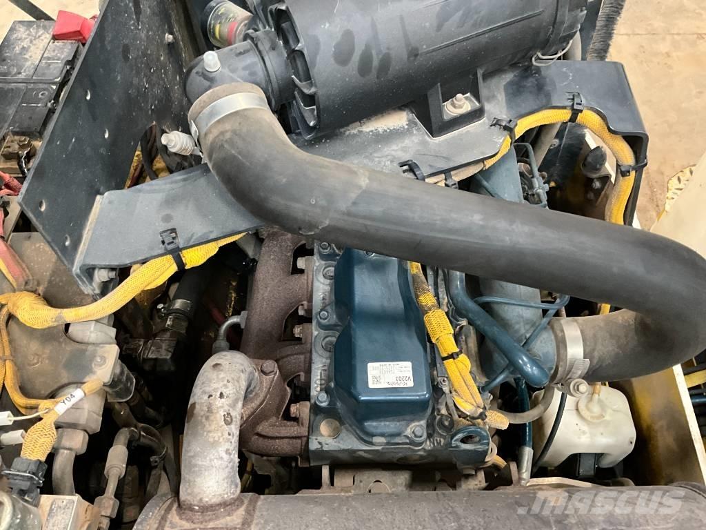 Bomag BW 135 AD-5 مداحل ثنائية الاسطوانة