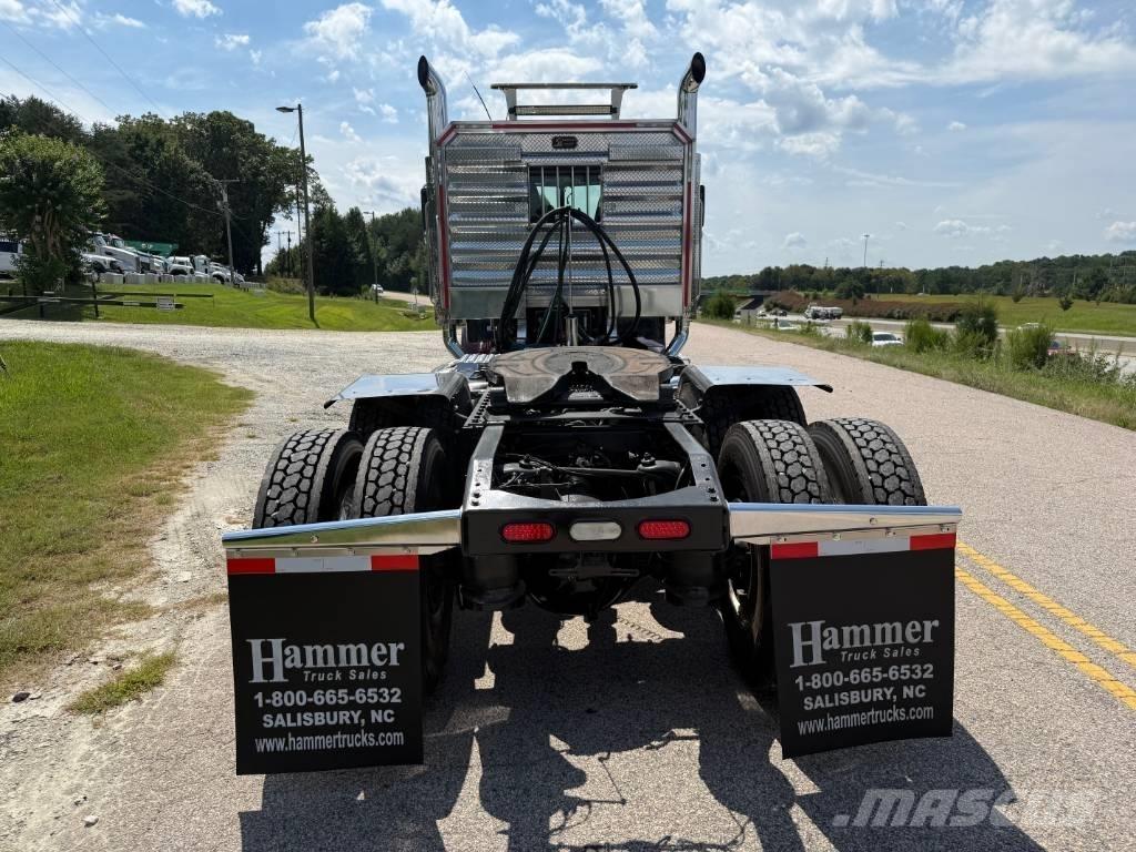 Peterbilt 389 وحدات الجر