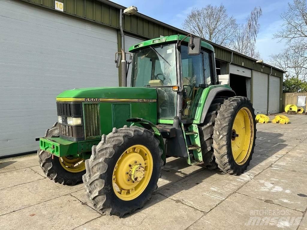 John Deere 6506 الجرارات
