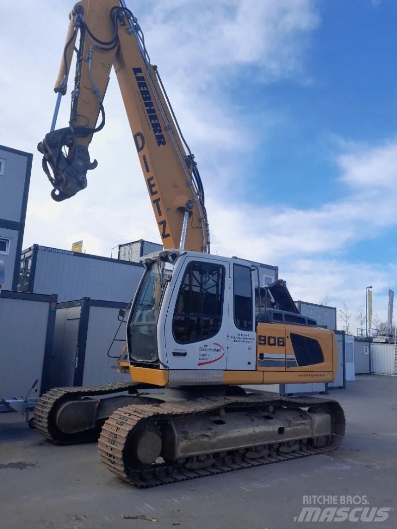 Liebherr R906 LC حفارات زحافة