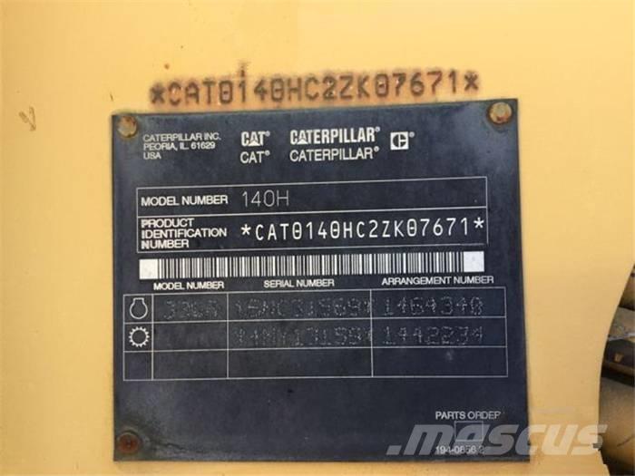 CAT 140 H معدات تمهيد الطرق