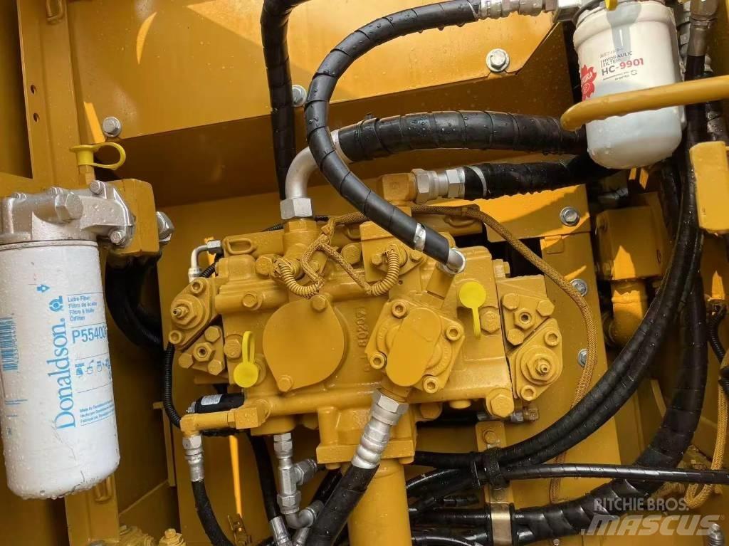 CAT 315 حفارات زحافة