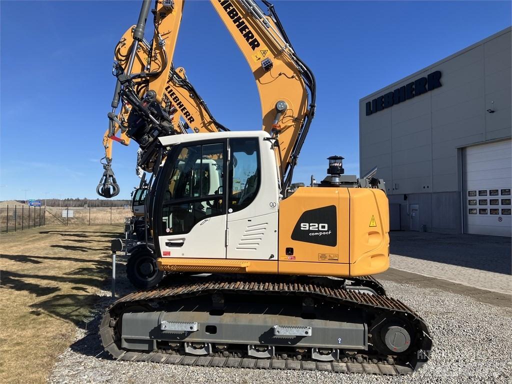 Liebherr R 920 LC حفارات زحافة