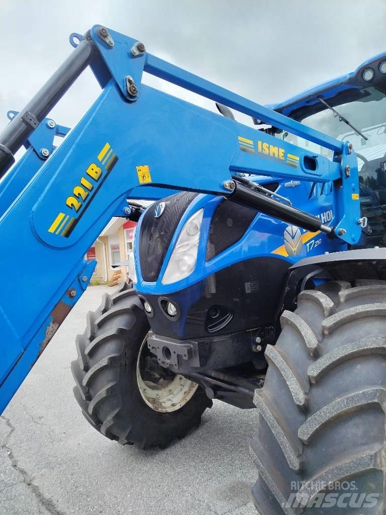 New Holland T7.210AC الجرارات