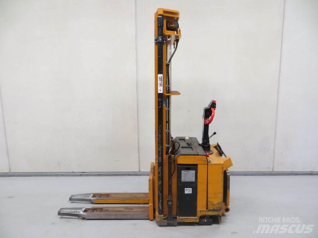BV S14I FFTL شاحنات مناولة ذاتية الدفع