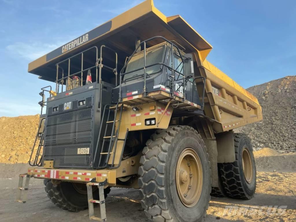 CAT 777e تفريغ المقطورات