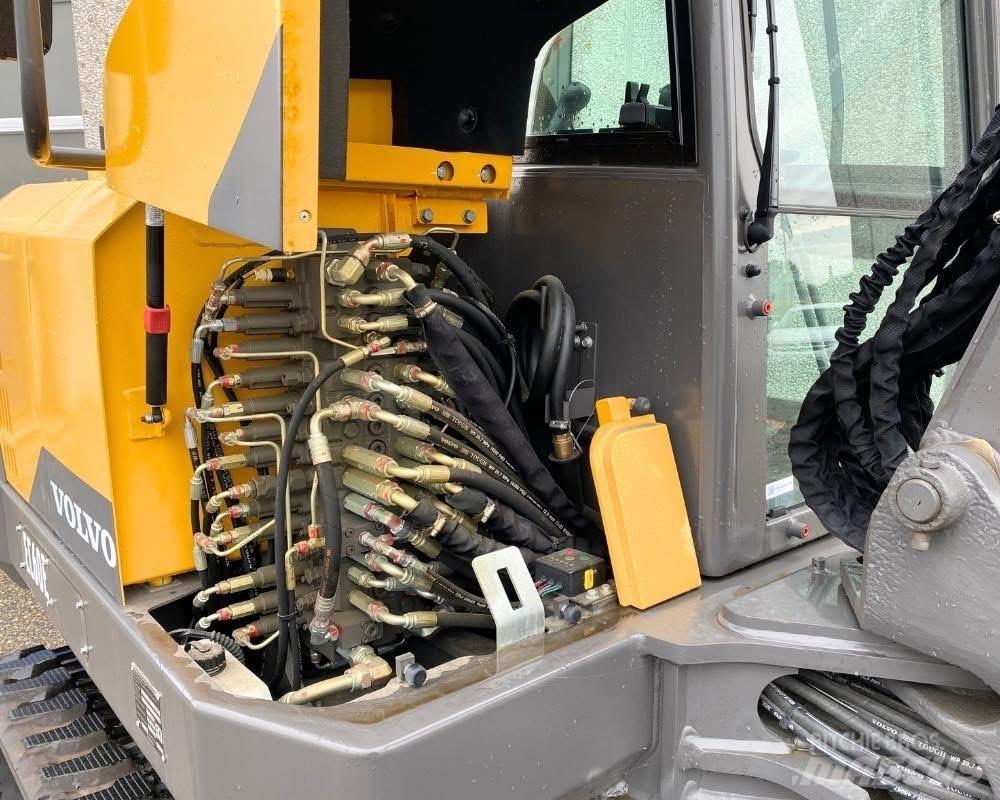 Volvo EC 60 E حفارات وسط 7 طن - 12 طن