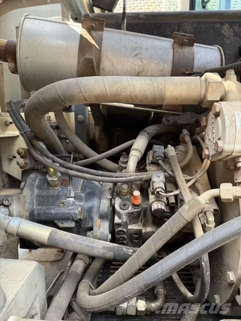 Terex TW 85 حفارات بعجل