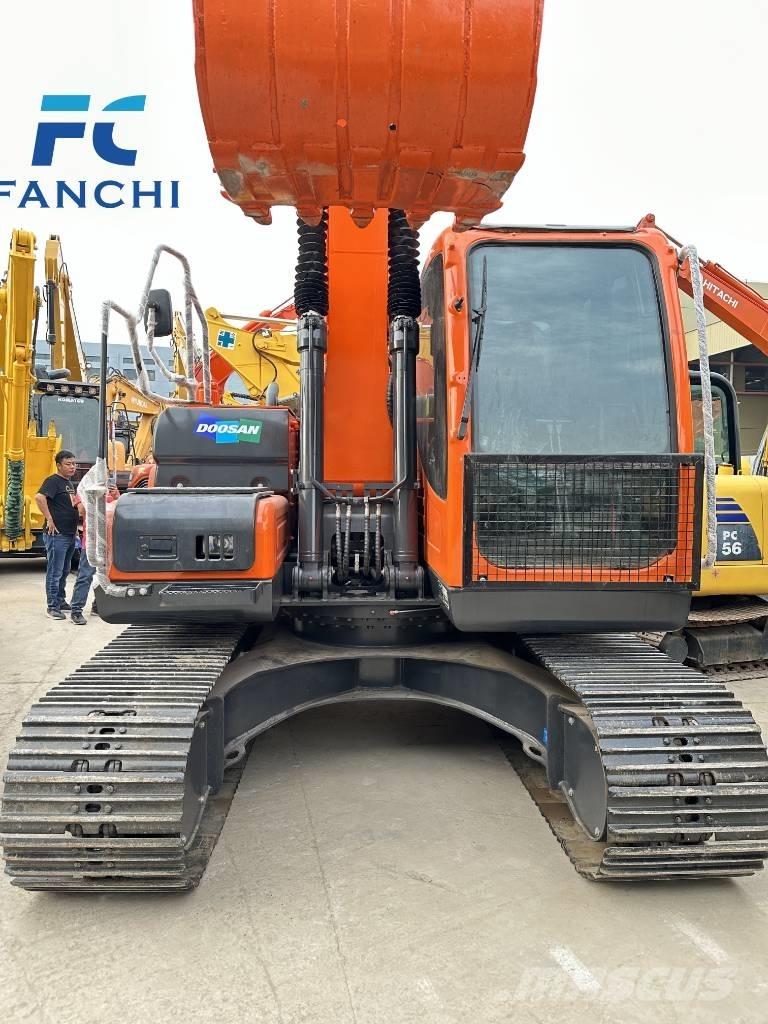 Doosan DX 150 LC-9C حفارات زحافة