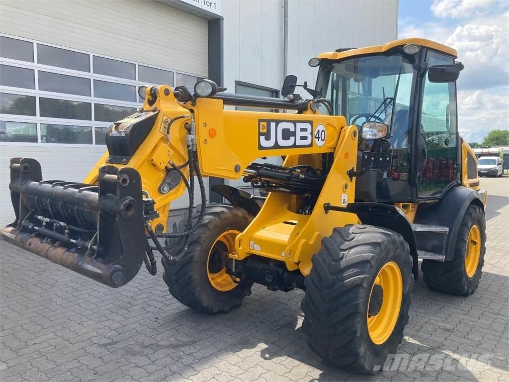 JCB TM220 لوادر بعجل