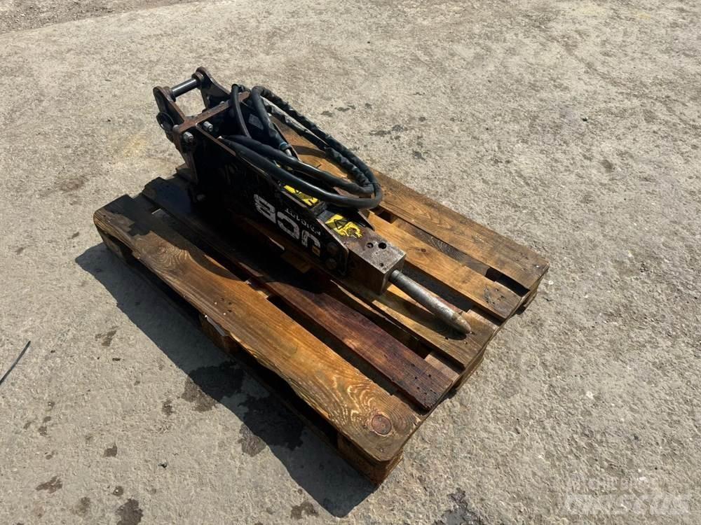 JCB HM012T BREAKER ملحقات أخرى للجرارات