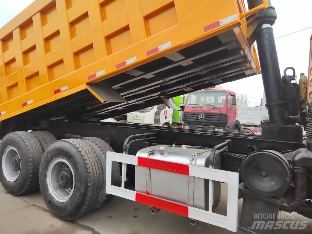 Shacman F3000 6x4 شاحنات قلابة