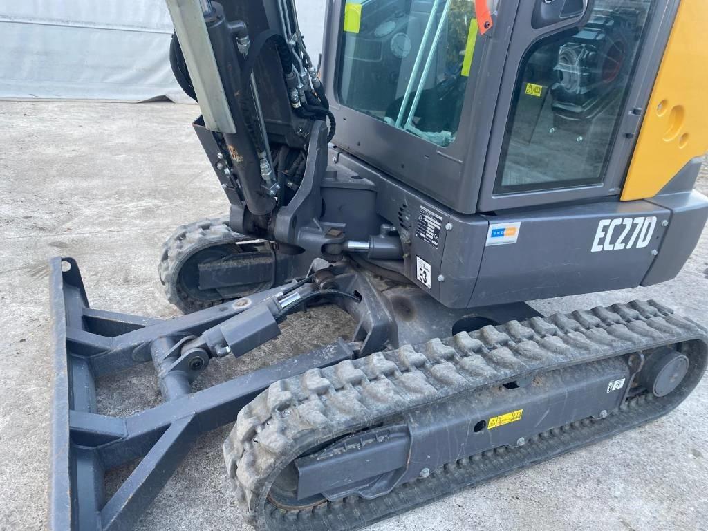 Volvo EC 27 D حفارات صغيرة أقل من 7 طن (حفارات صغيرة)