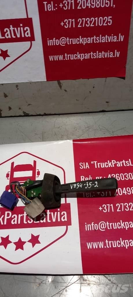 Volvo FH 12.  3172171 كابينة والداخلية