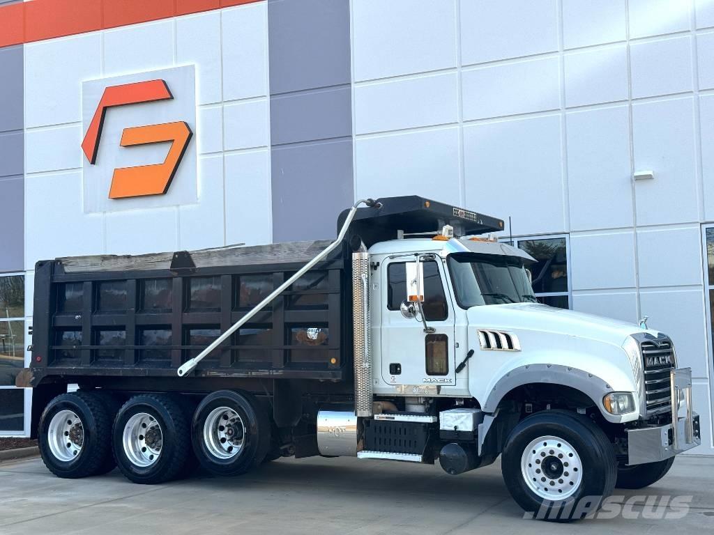 Mack Granite GU 713 شاحنات قلابة