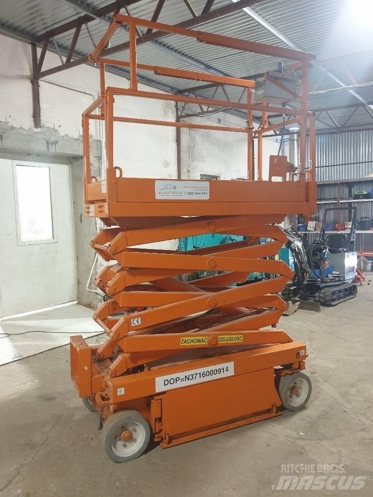 SkyJack SJ III 3219 رافعات مقصية الشكل