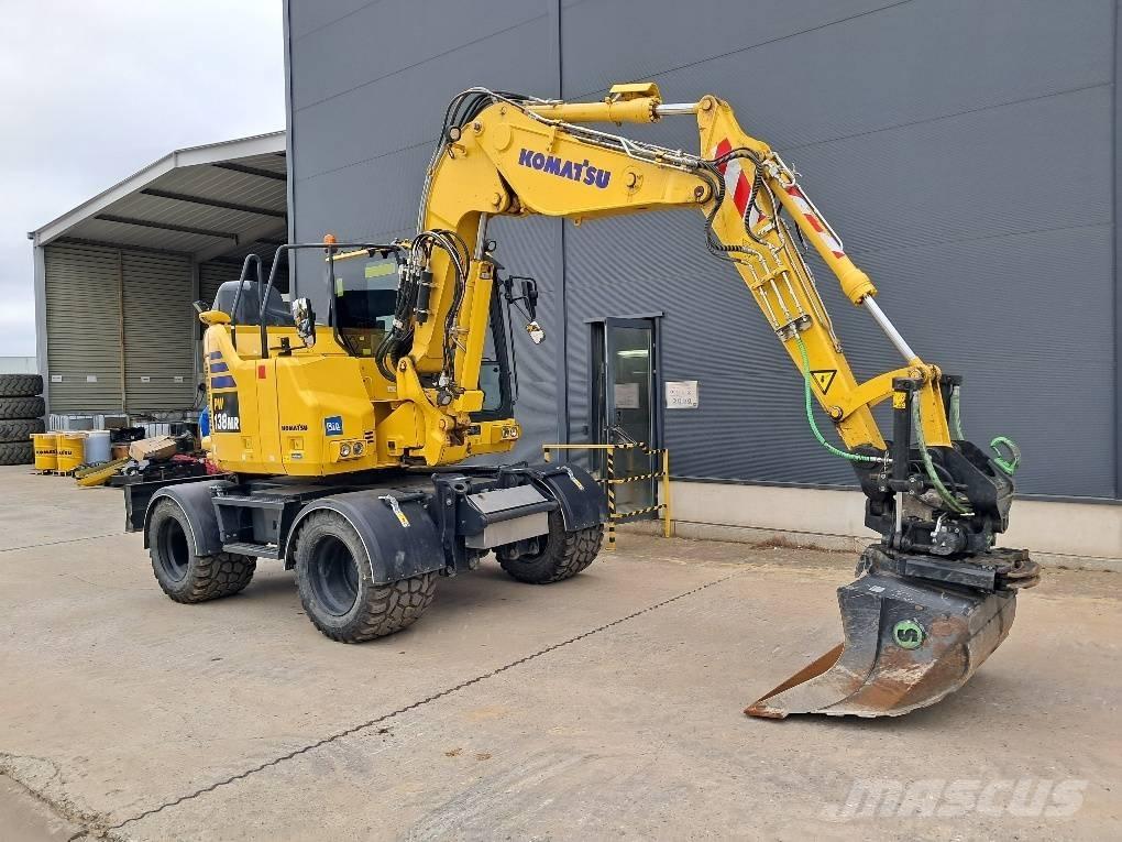 Komatsu PW138MR-11E0 حفارات بعجل