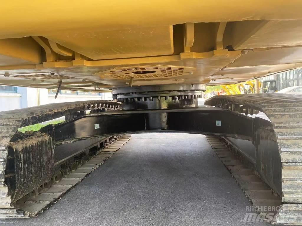 CAT 320GC حفارات زحافة