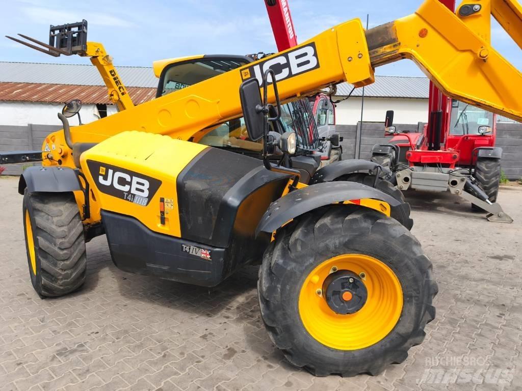 JCB 531-70 مناولات متداخلة