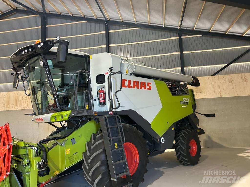 CLAAS Trion 520 حصادات