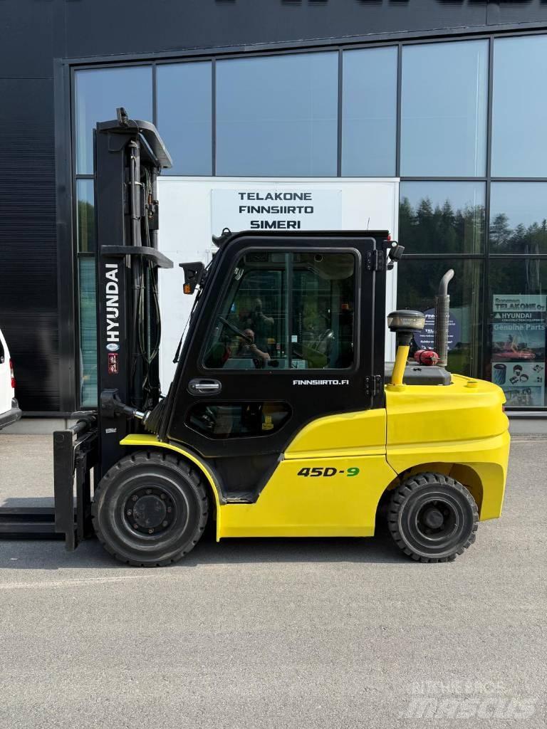 Hyundai 45 D-9 شاحنات الديزل