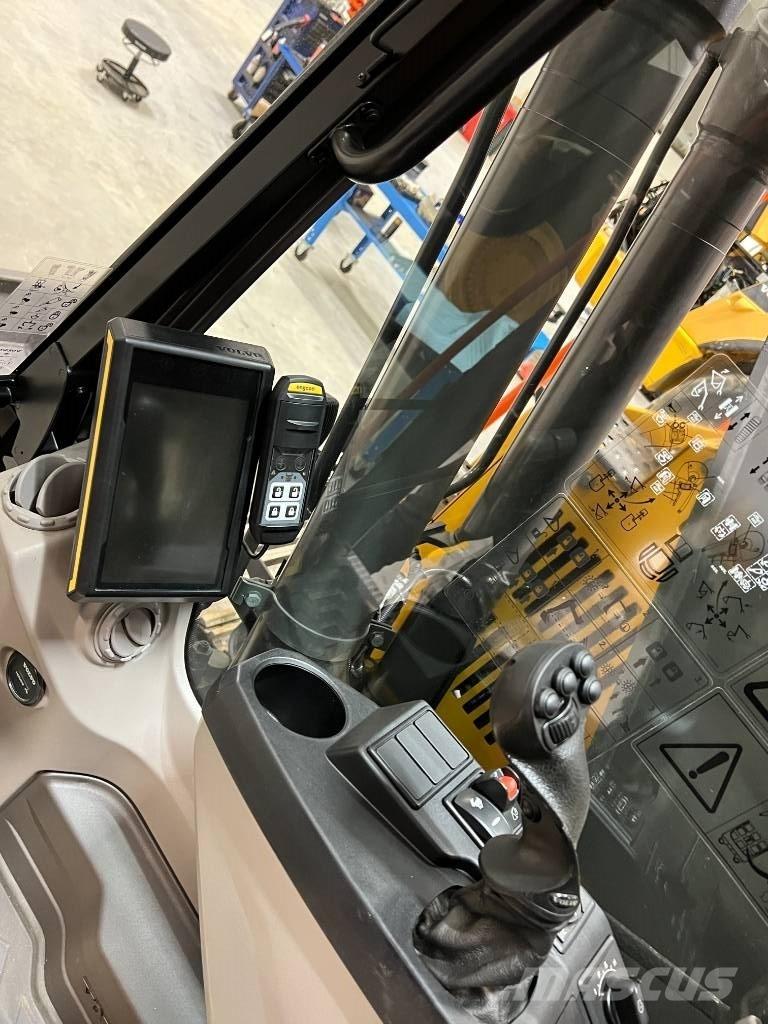 Volvo ECR 145 EL حفارات زحافة