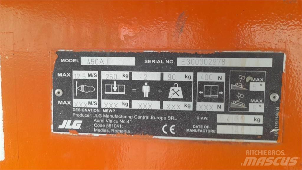 JLG 450AJ رافعات سلة مفصلية